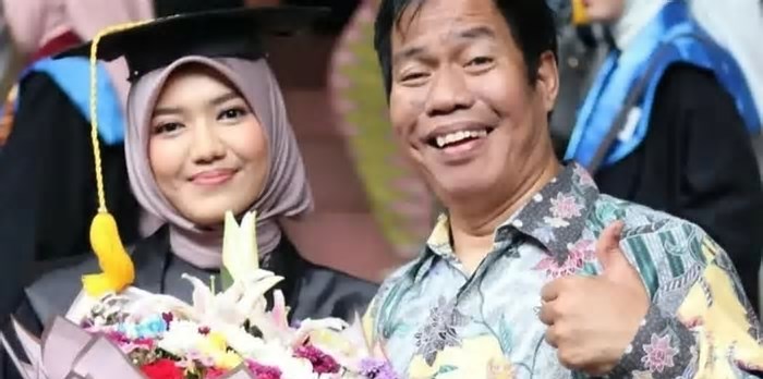 Temon tutup usia, dunia hiburan Indonesia berduka kehilangan komedian penuh warna