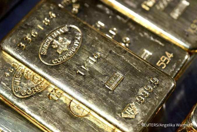 Harga Emas Masih Dibayangi Sentimen Bearish, Analis Prediksi Tekanan Berlanjut