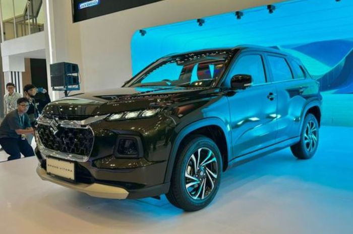 Harga Suzuki Grand Vitara GX Hybrid 2026 Terbaru, SUV Hybrid dengan Fitur Modern