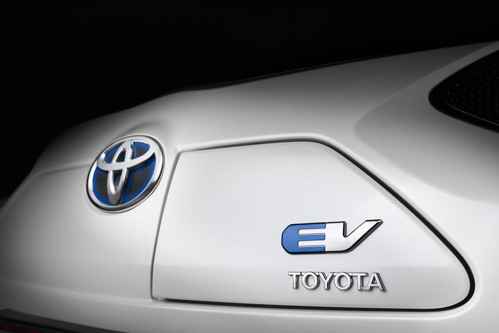 Berita Populer Otomotif Respons Toyota soal Relokasi Pabrik hingga Mobil Baru Mazda di GIIAS 2026